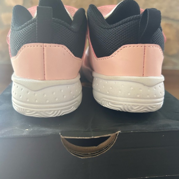 Kids Jordan Max Aura 3 - Picture 9 of 9